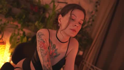 leekta online show from February 22, 7:54 pm