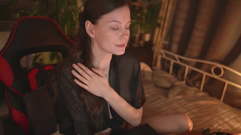 leekta online show from December 17, 9:05 pm