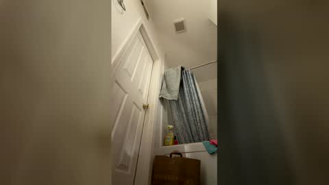 leeloublue3405 online show from January 7, 8:39 am