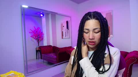 Leia.  online show from January 14, 11:10 am
