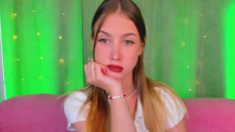 leiawow online show from April 6, 8:48 am