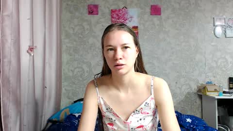 leila_bambi_ online show from October 1, 7:30 pm