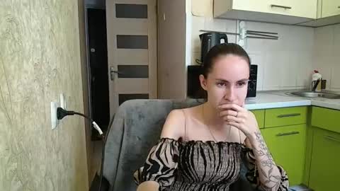 Leila online show from September 20, 12:25 pm