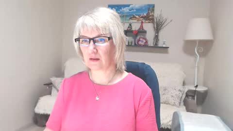 Leila Kinky online show from May 26, 4:12 am