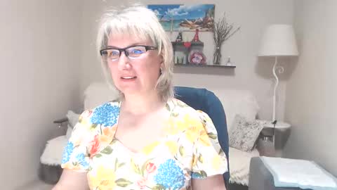 Leila Kinky online show from May 18, 6:08 am