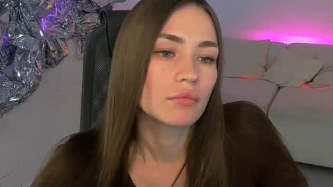 Leila Rai online show from November 29, 2:32 pm