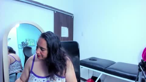 Leila online show from May 11, 12:18 pm