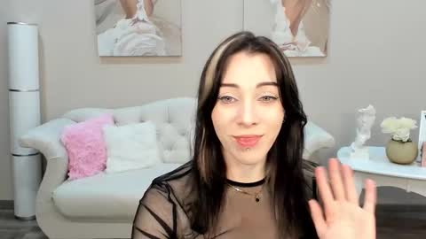 LeilaTaylors online show from March 23, 6:14 pm