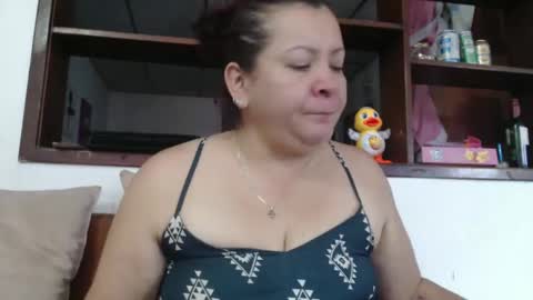 Snapshot of leishasoft1 chatting on February 26, 12:27 pm pamela online show from February 26, 12:27 pm