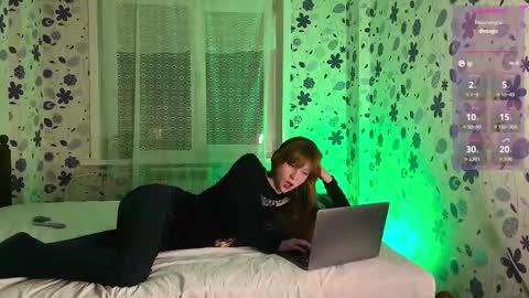Kitsune online show from February 12, 3:58 pm