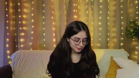 Luna online show from October 6, 1:06 pm