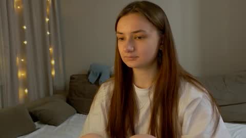 Lelia online show from March 21, 8:14 pm