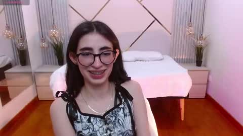 Lena online show from September 9, 9:03 pm