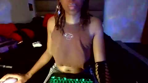 Opal Rainbow online show from January 10, 5:01 am