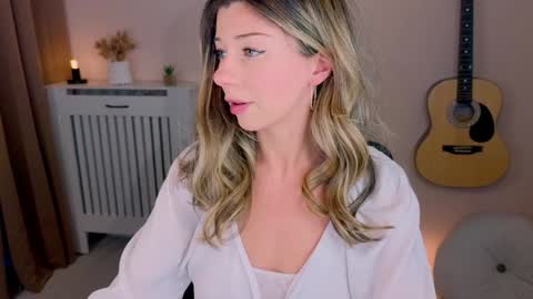 Lena online show from March 31, 10:37 am