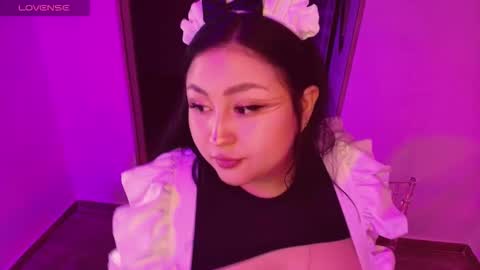 Lenna Kang online show from October 6, 3:01 am