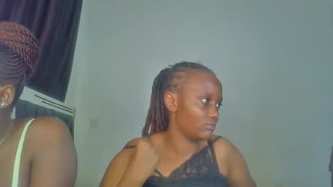 leo_kitty8 online show from April 4, 9:13 pm