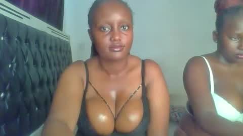 leo_kitty8 online show from March 29, 9:30 am