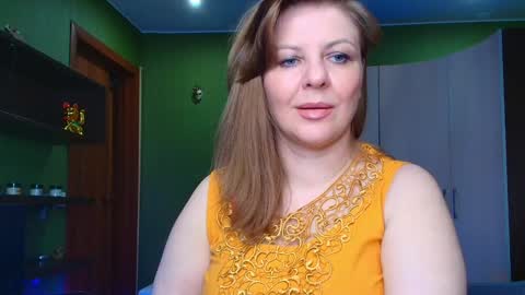 Leona tracie online show from May 25, 8:52 pm