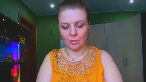 Leona tracie online show from June 27, 8:15 am