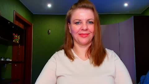 Leona tracie online show from May 10, 4:36 am