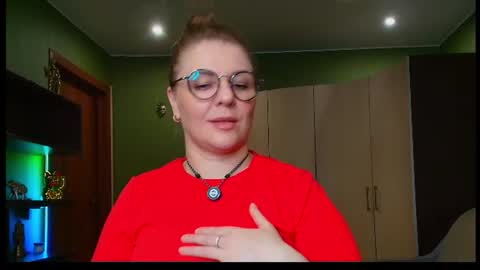 Leona tracie online show from July 2, 6:47 pm