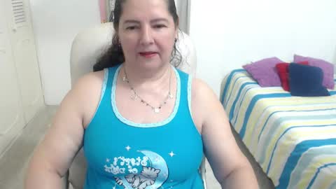 leonela   online show from May 14, 2:50 am