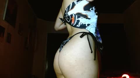 leonela  online show from September 27, 12:29 am