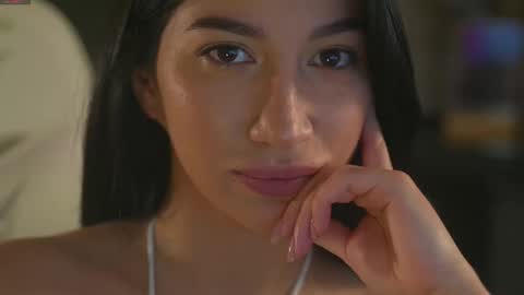 Leora online show from October 18, 5:26 pm