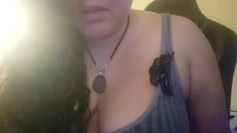 leothegirl88 online show from December 22, 11:13 am