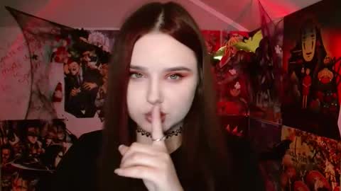 little secret online show from October 16, 6:27 am