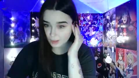 little secret online show from December 14, 7:18 am
