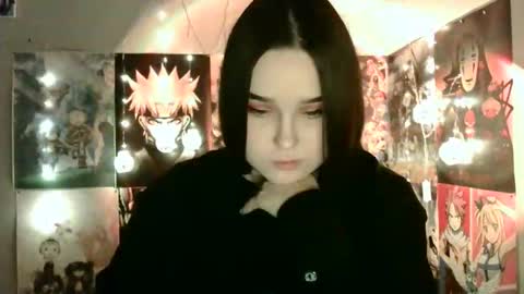 little secret online show from December 27, 7:18 am