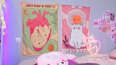 Valerie online show from March 24, 2:17 am