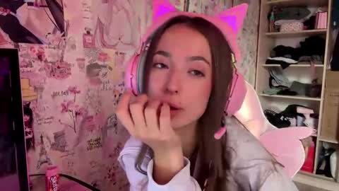 Lesya online show from April 4, 10:19 pm