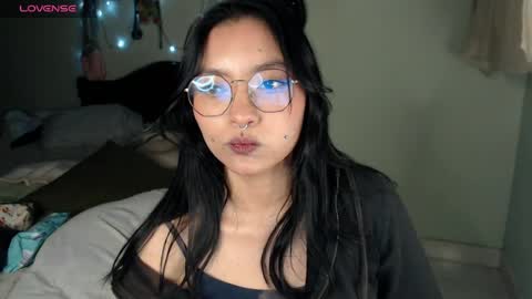 Leslie online show from May 22, 8:23 am