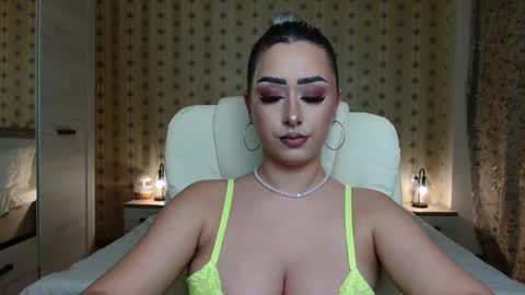 leslie_secret online show from December 3, 9:23 pm