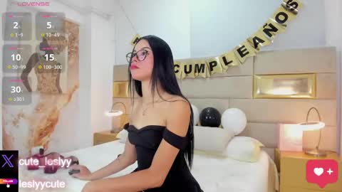 lesly_cutee online show from May 16, 12:48 pm