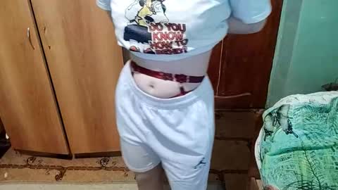 letitiaboteler online show from December 16, 1:06 pm