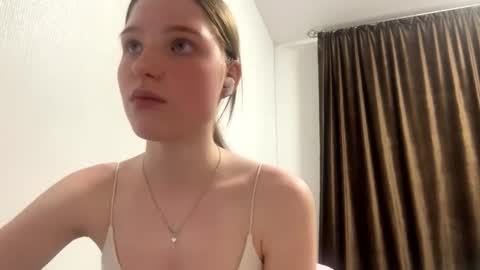 Kate online show from September 29, 5:51 pm