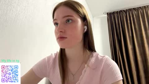 Kate online show from October 3, 6:24 pm