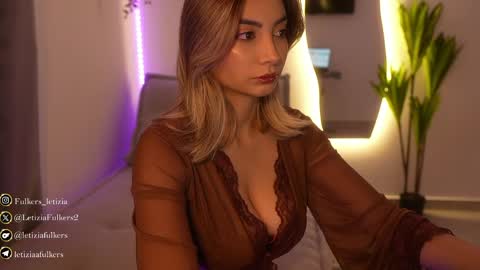 Letizia Fulkers online show from May 19, 2:13 pm