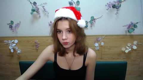 letty_curly online show from December 7, 6:10 am