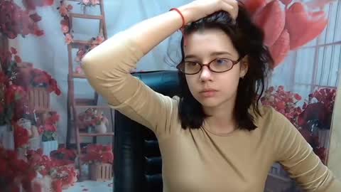 letty_curly online show from May 28, 5:16 am