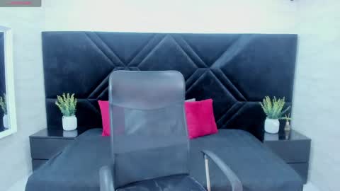 lexa online show from May 18, 6:03 pm