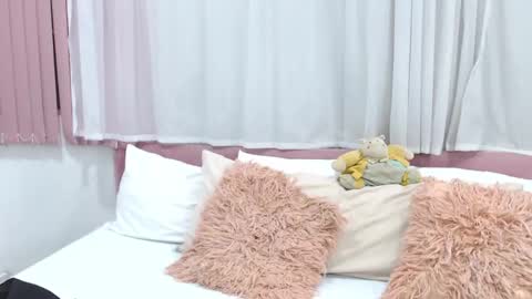 Gabrielle online show from December 27, 11:06 am