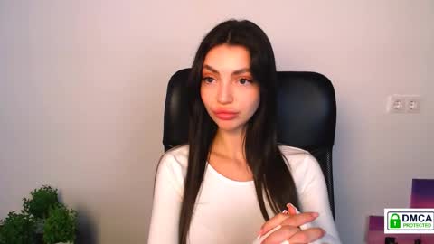 Alexia online show from September 10, 1:22 pm