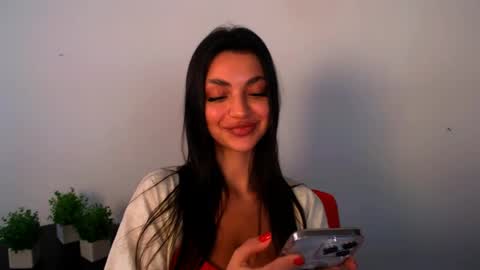 Alexia online show from May 20, 1:08 pm