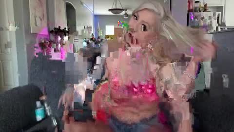 Lexi online show from May 12, 9:21 pm