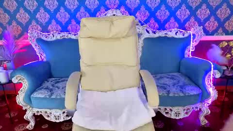 lexi_si online show from May 7, 6:50 am